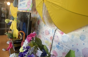 店内が<梅雨の色>に染まりました✨